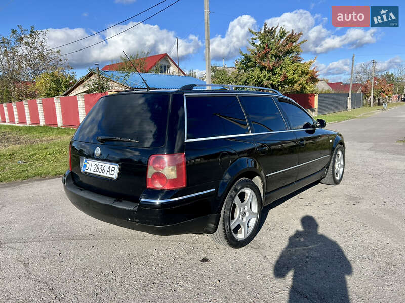 Универсал Volkswagen Passat 2003 в Звягеле
