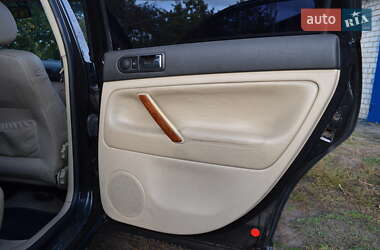 Седан Volkswagen Passat 2000 в 