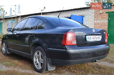Седан Volkswagen Passat 2000 в 