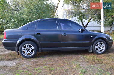 Седан Volkswagen Passat 2000 в 