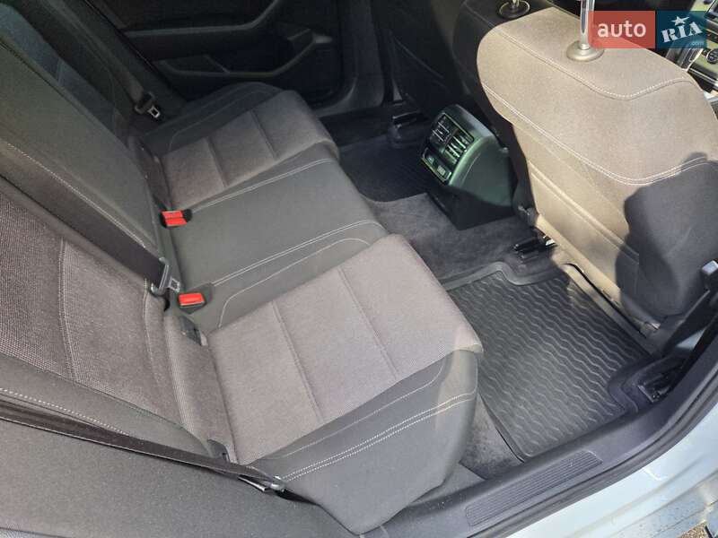 Универсал Volkswagen Passat 2016 в Буче