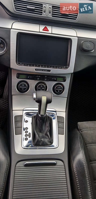 Универсал Volkswagen Passat 2007 в Ивано-Франковске