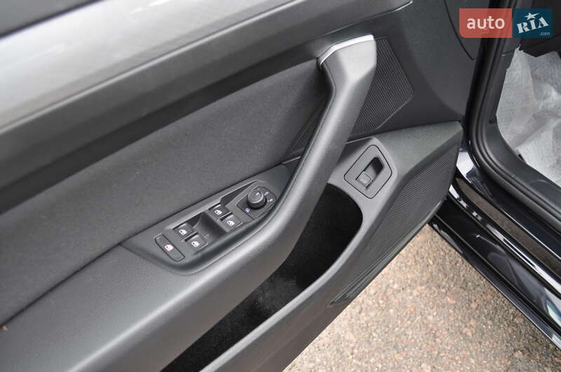 Универсал Volkswagen Passat 2022 в Киеве