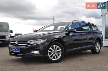 Універсал Volkswagen Passat 2022 в Києві
