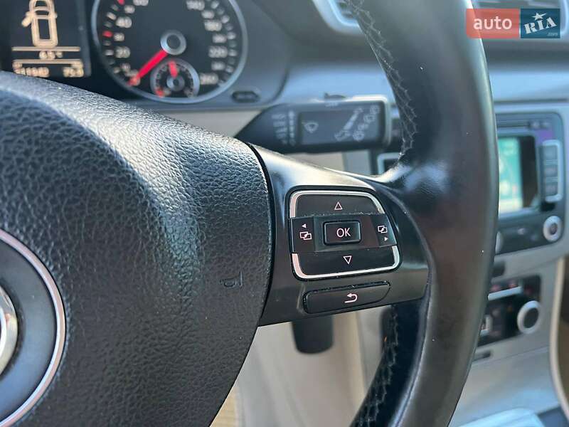 Універсал Volkswagen Passat 2011 в Львові фото 23 Універсал Volkswagen Passat 2011 в Львові