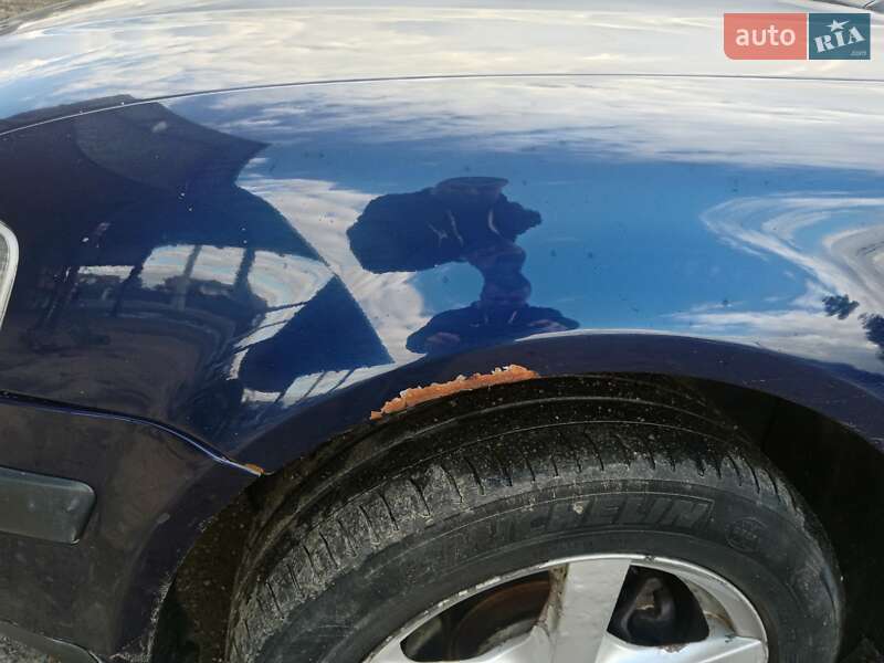 Универсал Volkswagen Passat 2000 в Коломые