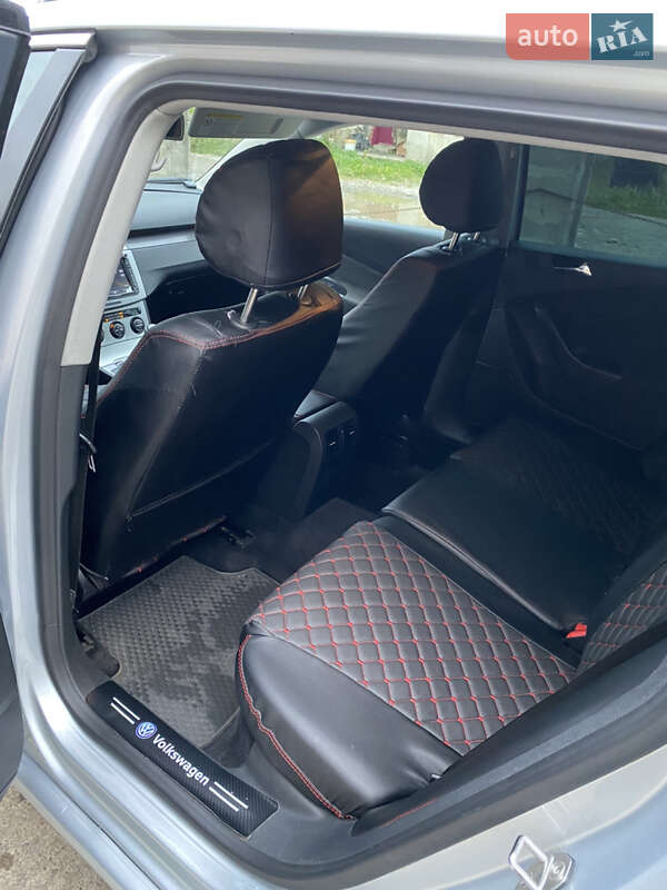 Универсал Volkswagen Passat 2006 в Тячеве