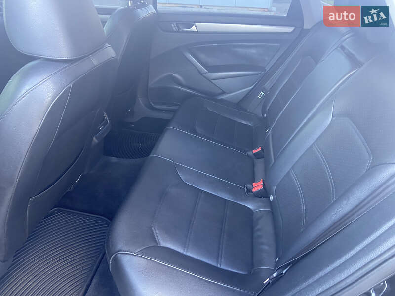 Седан Volkswagen Passat 2014 в Днепре фото 8 Седан Volkswagen Passat 2014 в Днепре