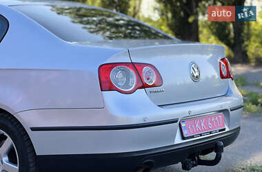 Седан Volkswagen Passat 2006 в 