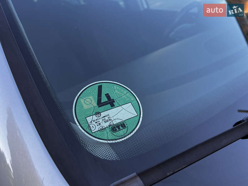 Седан Volkswagen Passat 2006 в Лубнах