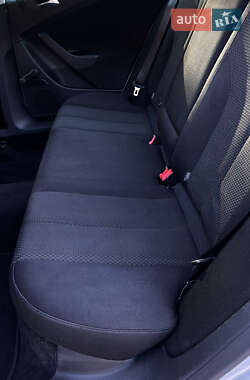 Седан Volkswagen Passat 2006 в 