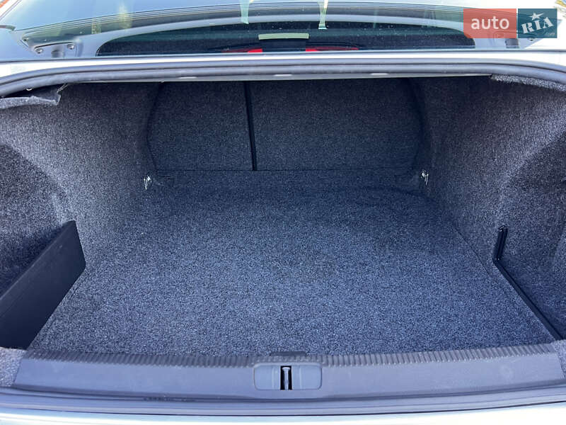 Седан Volkswagen Passat 2006 в Лубнах