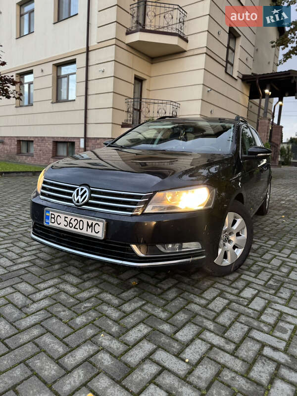 Универсал Volkswagen Passat 2011 в Золочеве фото 3 Универсал Volkswagen Passat 2011 в Золочеве