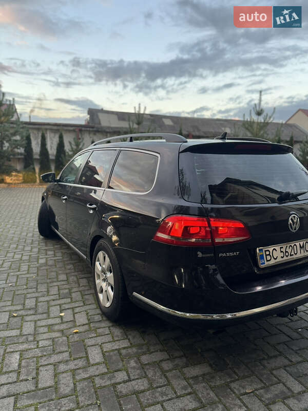 Универсал Volkswagen Passat 2011 в Золочеве фото 9 Универсал Volkswagen Passat 2011 в Золочеве