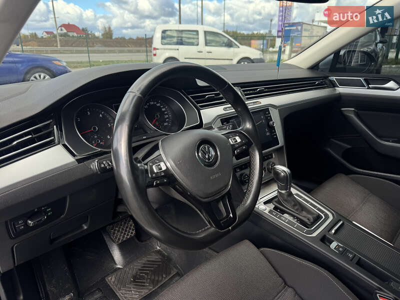Универсал Volkswagen Passat 2018 в Умани
