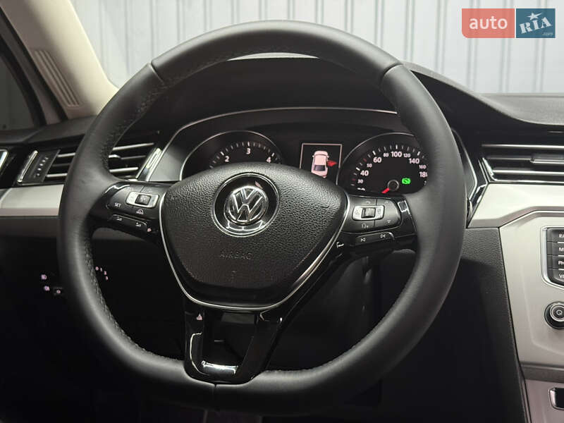 Седан Volkswagen Passat 2016 в Тячеве фото 31 Седан Volkswagen Passat 2016 в Тячеве
