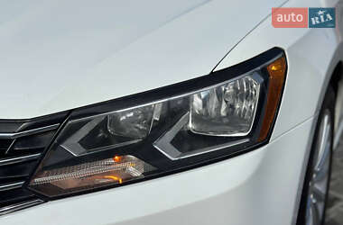 Седан Volkswagen Passat 2015 в 