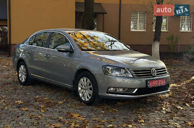 Седан Volkswagen Passat 2013 в 