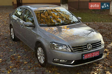 Седан Volkswagen Passat 2013 в 