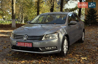 Седан Volkswagen Passat 2013 в 