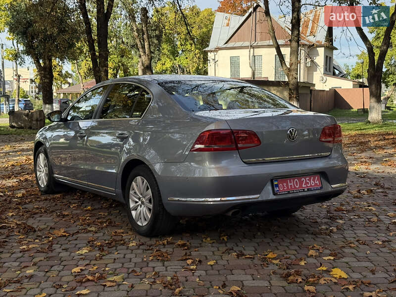 Седан Volkswagen Passat 2013 в Тячеве фото 10 Седан Volkswagen Passat 2013 в Тячеве