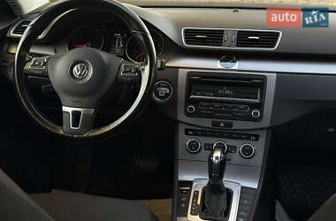 Седан Volkswagen Passat 2013 в 