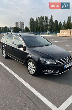 Універсал Volkswagen Passat 2013 в Черкасах