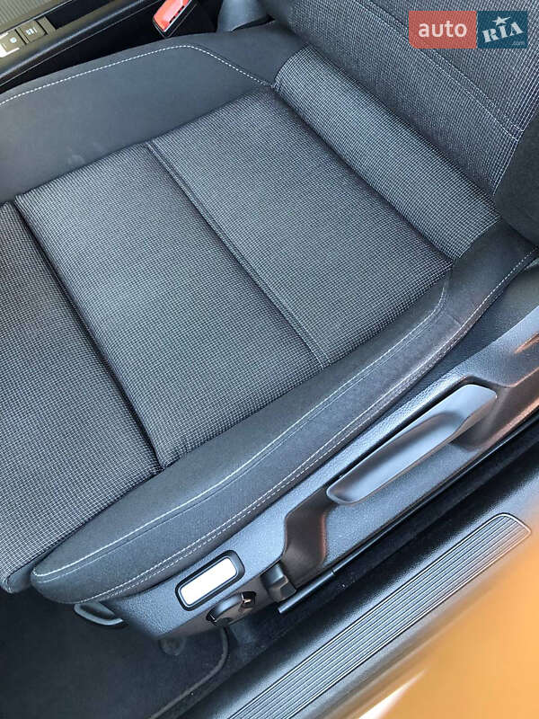 Универсал Volkswagen Passat 2015 в Стрые