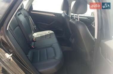 Седан Volkswagen Passat 2015 в 