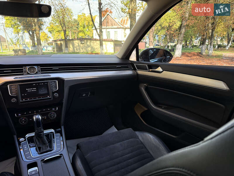 Универсал Volkswagen Passat 2015 в Тячеве фото 29 Универсал Volkswagen Passat 2015 в Тячеве