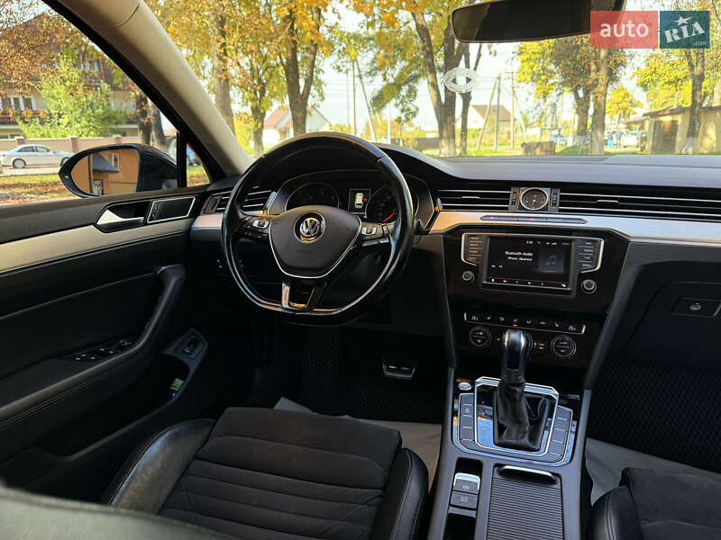Универсал Volkswagen Passat 2015 в Тячеве фото 30 Универсал Volkswagen Passat 2015 в Тячеве