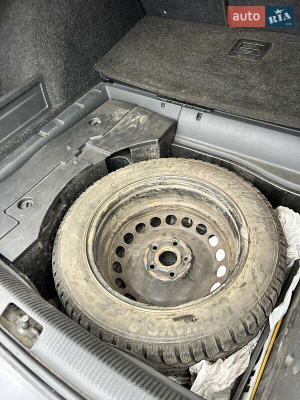 Универсал Volkswagen Passat 2008 в Сумах