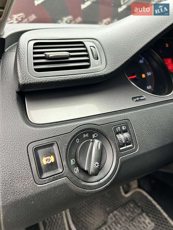 Универсал Volkswagen Passat 2008 в Сумах
