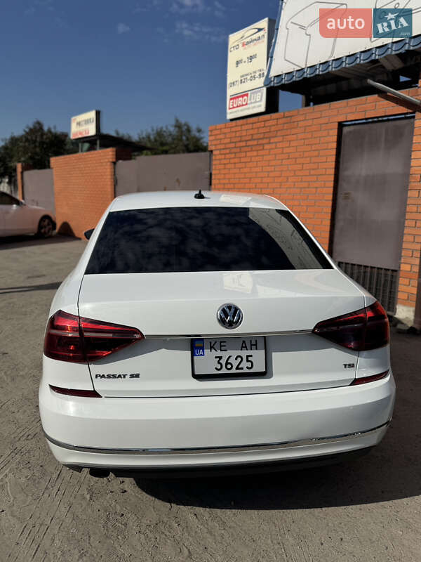 Седан Volkswagen Passat 2017 в Дніпрі