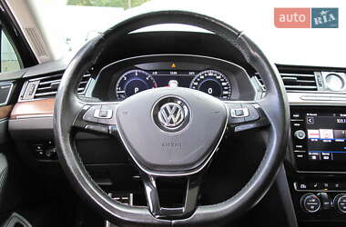 Седан Volkswagen Passat 2018 в 