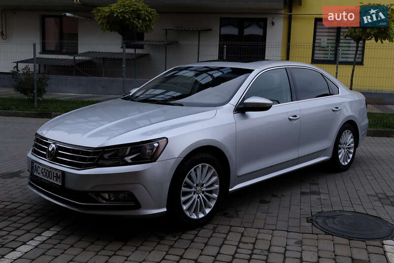 Седан Volkswagen Passat 2016 в Луцьку