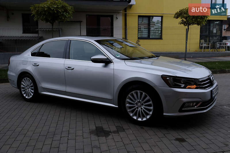 Седан Volkswagen Passat 2016 в Луцьку