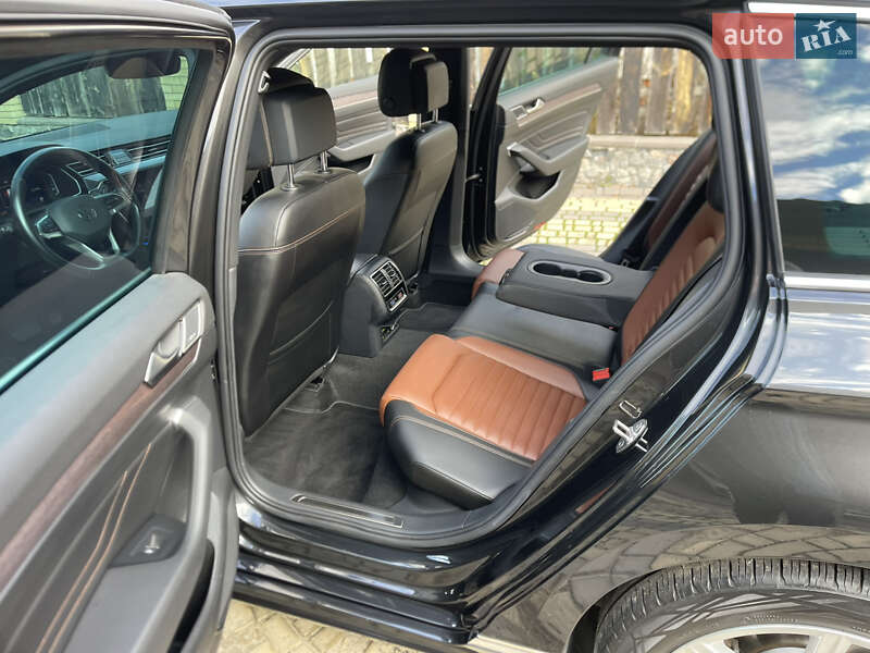 Универсал Volkswagen Passat 2021 в Южном