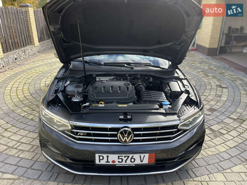Универсал Volkswagen Passat 2021 в Южном