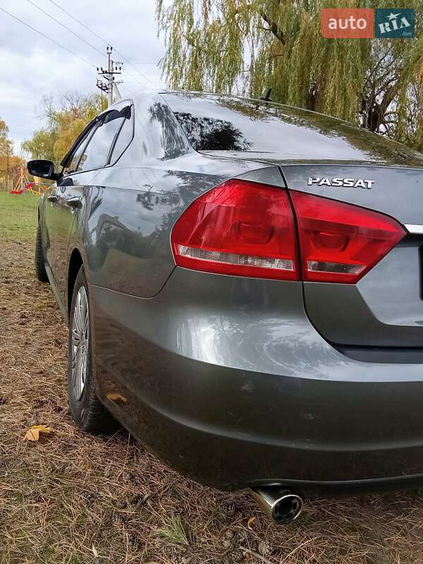 Седан Volkswagen Passat 2015 в Кропивницком