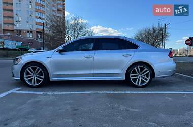 Седан Volkswagen Passat 2017 в Миколаєві
