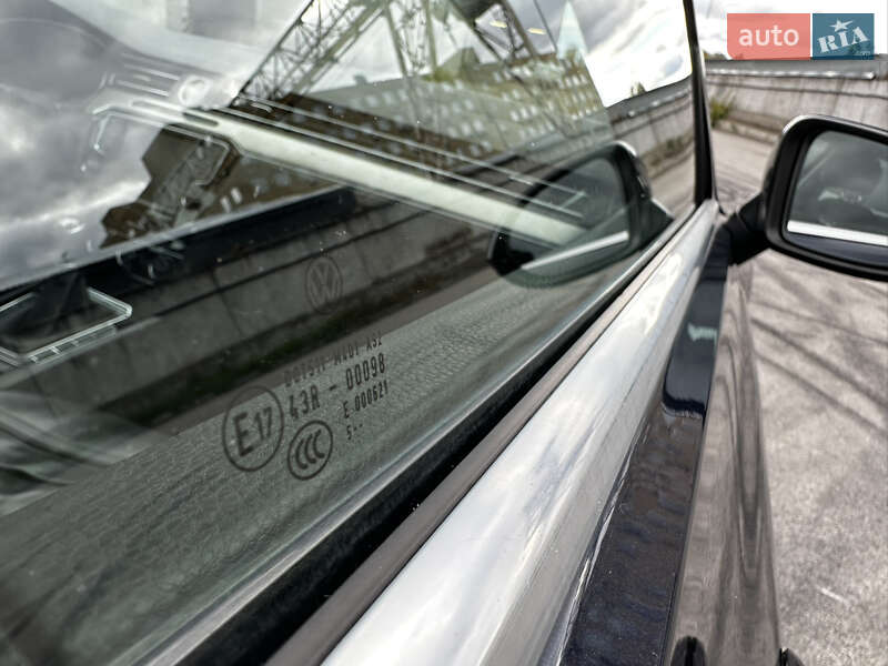 Универсал Volkswagen Passat 2015 в Киеве