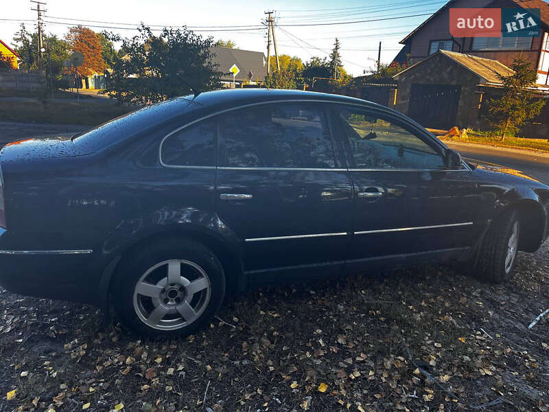 Седан Volkswagen Passat 2004 в Вышгороде фото 7 Седан Volkswagen Passat 2004 в Вышгороде