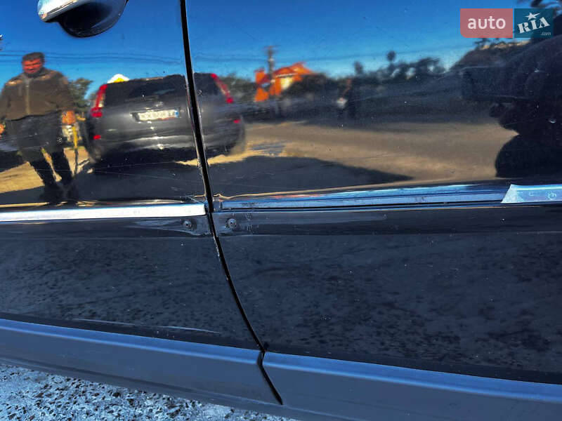 Седан Volkswagen Passat 2004 в Вышгороде фото 10 Седан Volkswagen Passat 2004 в Вышгороде