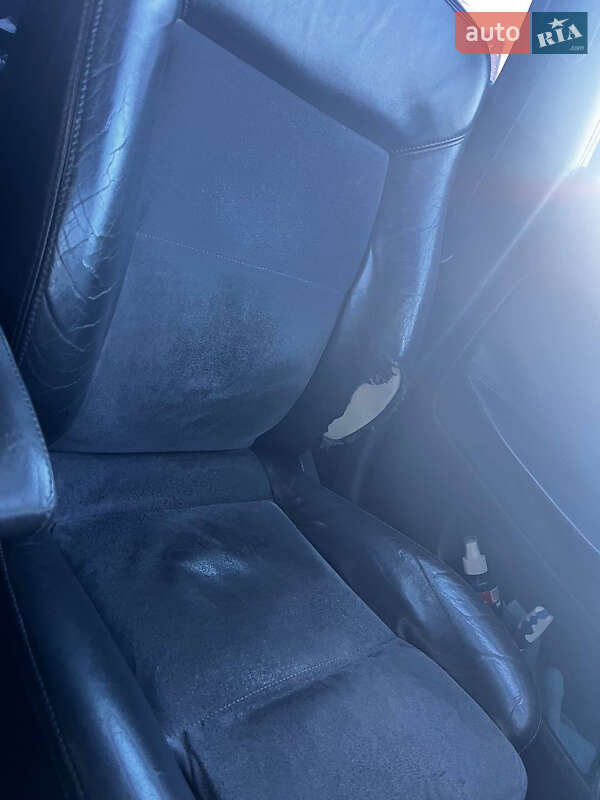 Седан Volkswagen Passat 2004 в Вышгороде фото 17 Седан Volkswagen Passat 2004 в Вышгороде