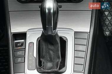 Универсал Volkswagen Passat 2011 в 