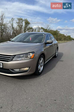 Седан Volkswagen Passat 2015 в Запорожье