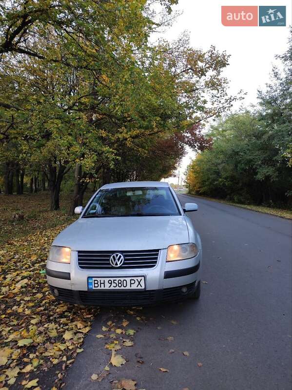 Седан Volkswagen Passat 2003 в Подільську