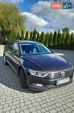 Універсал Volkswagen Passat 2016 в Львові
