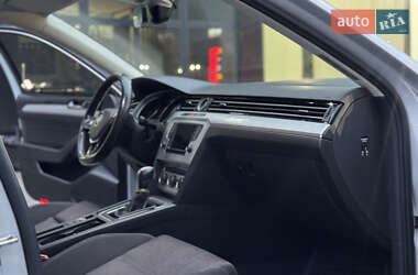 Универсал Volkswagen Passat 2015 в 